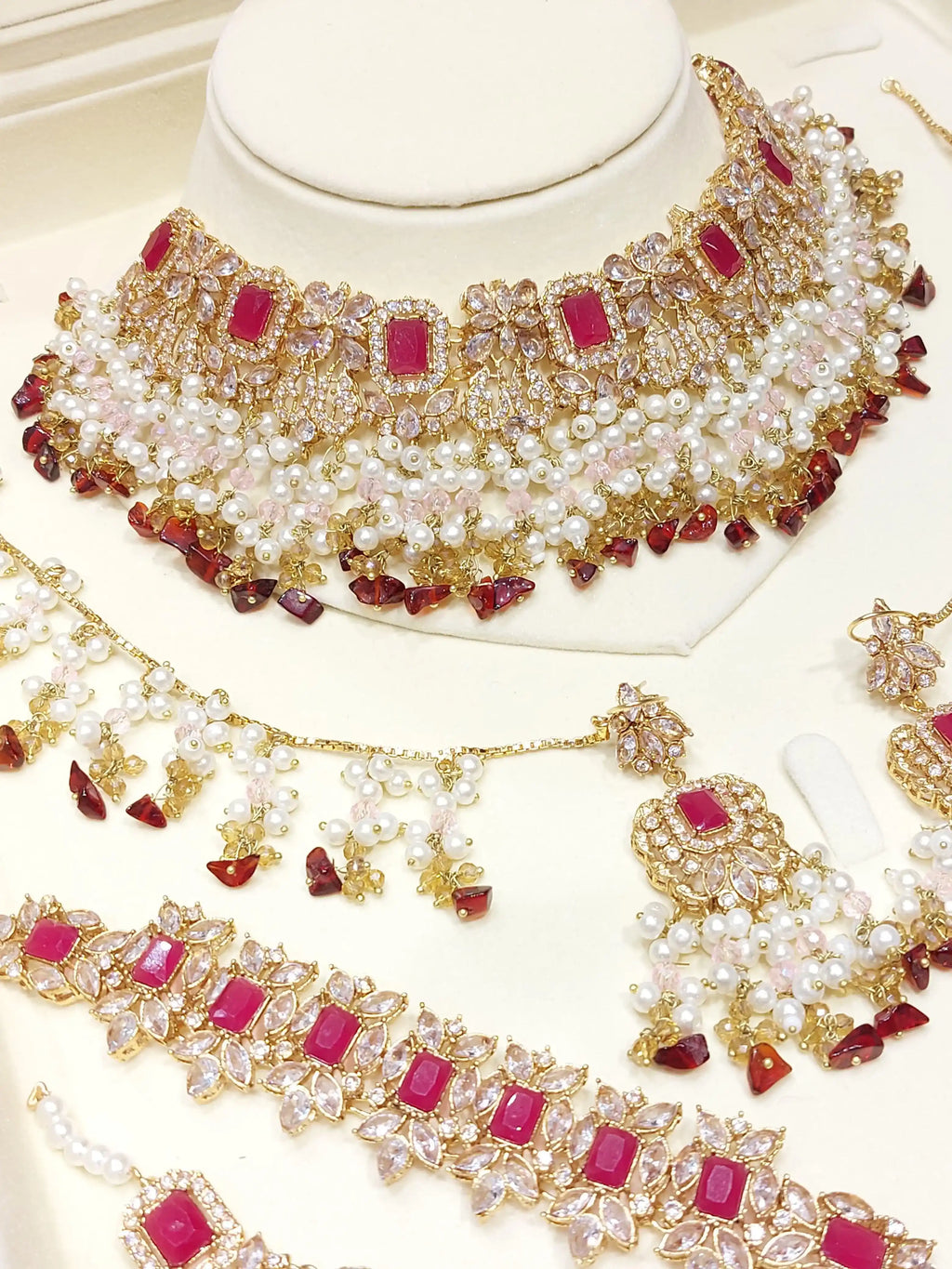 Majestic Elegance Jewelry Set