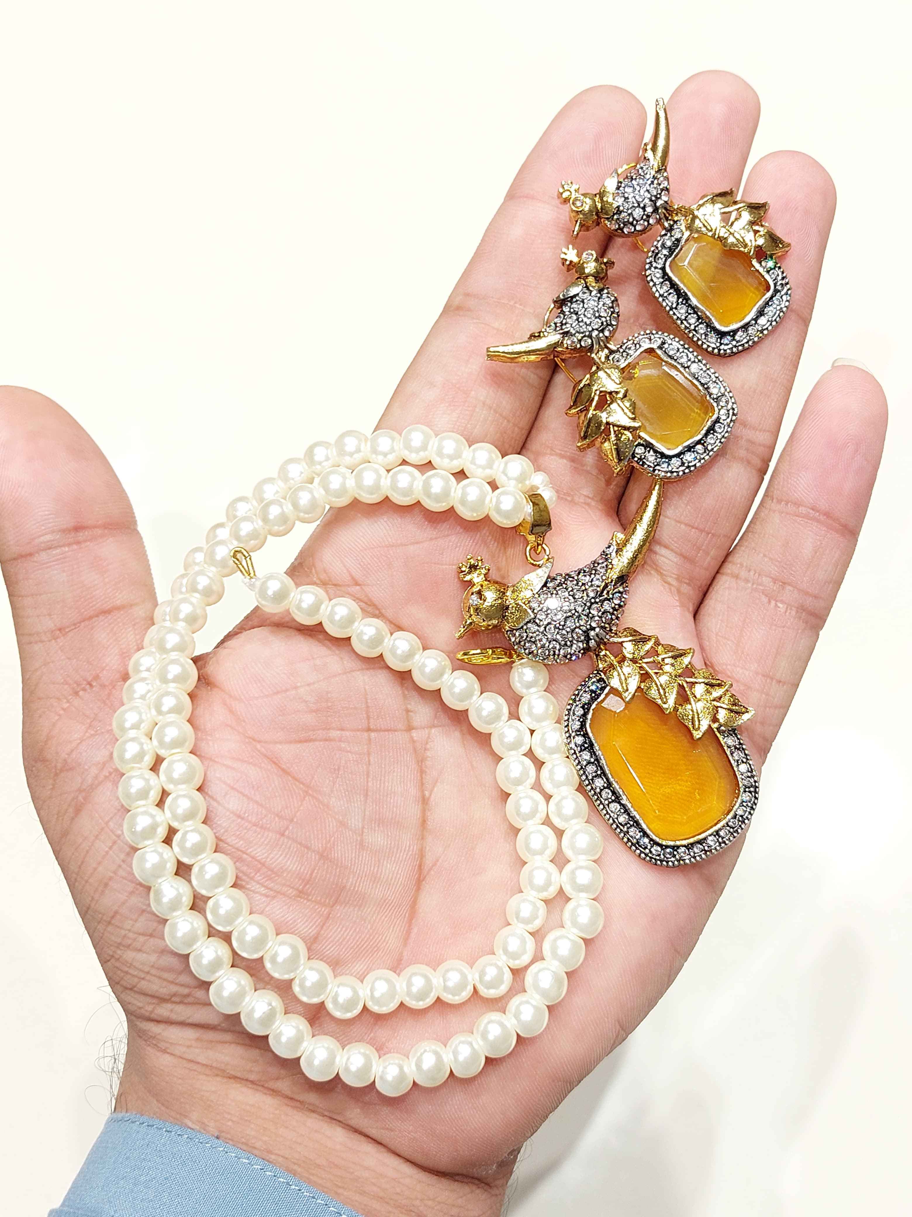 Majesty's Woven Grandeur Set for Women