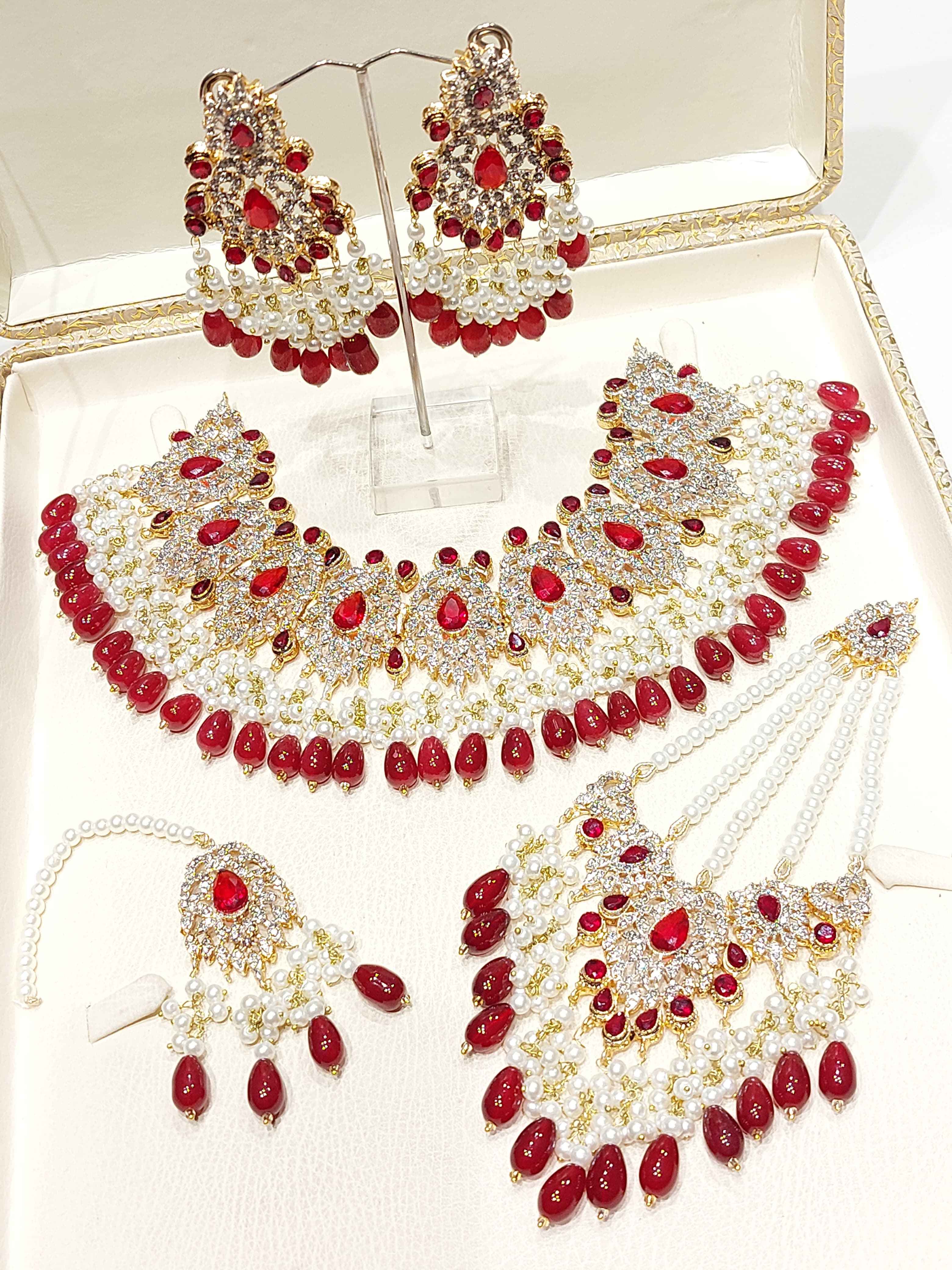 Majestic Allure – Luxury Crystal & Pearl Jewelry Set