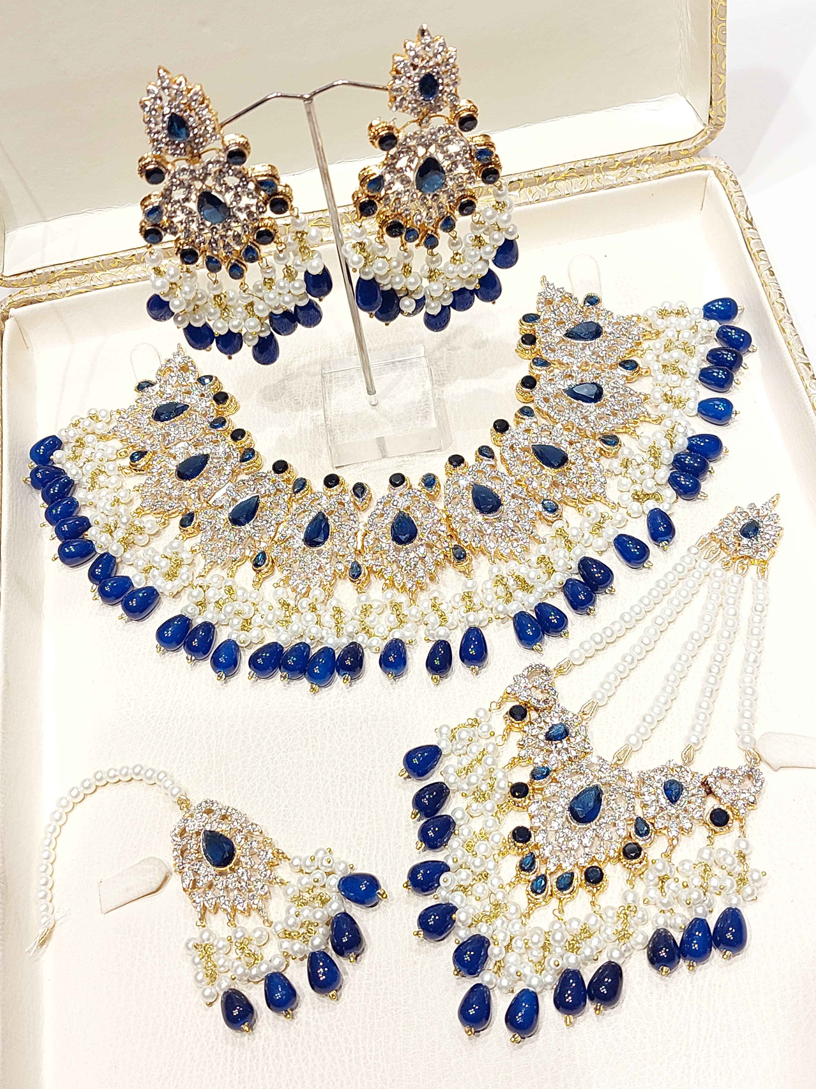 Majestic Allure – Luxury Crystal & Pearl Jewelry Set