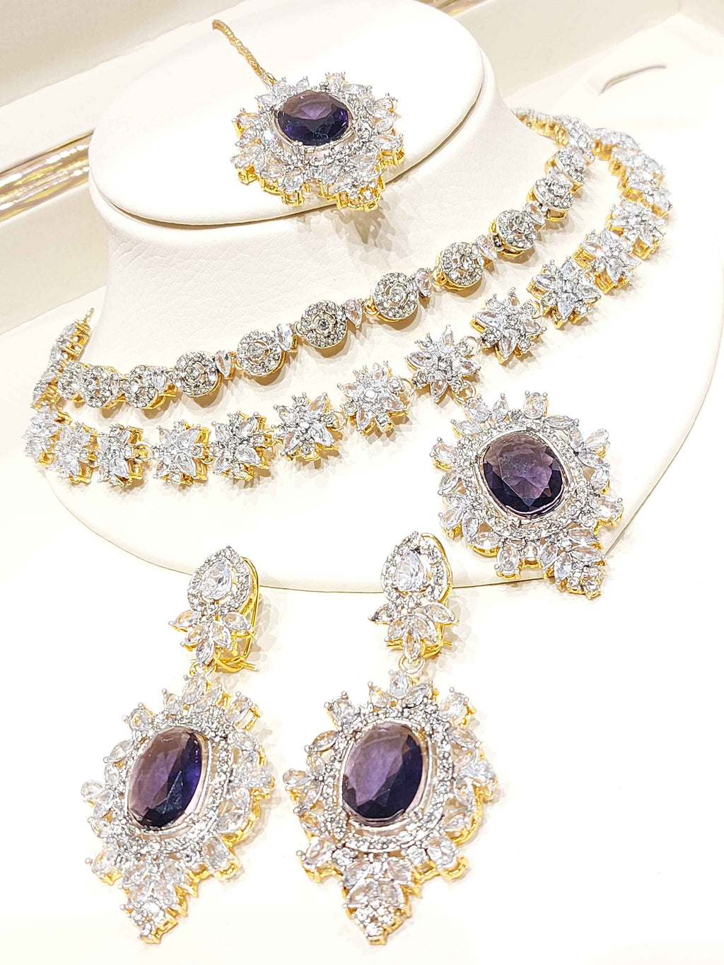 Majestic Mughal Multi-Stone Set for Women