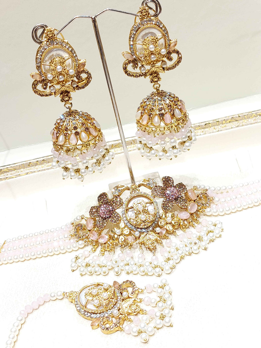 Majestic Royal Bridal Set For Women