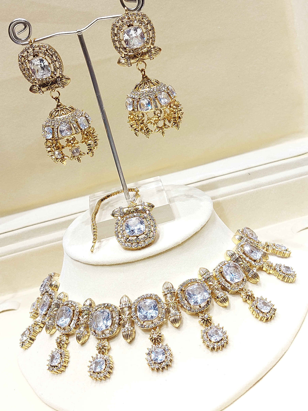 Majestic Square Cut Jewels for Women