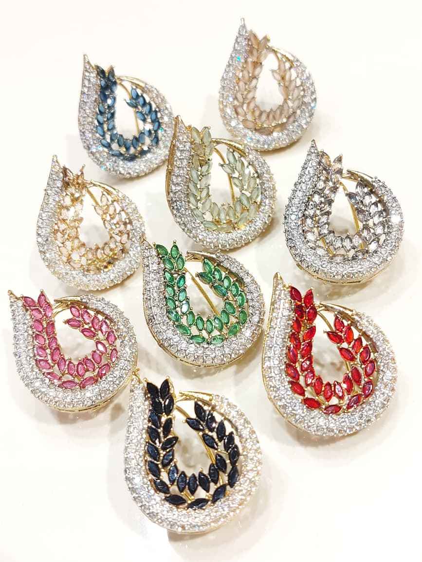 Premium Leaf-Design Studs – Elegant Everyday Wear