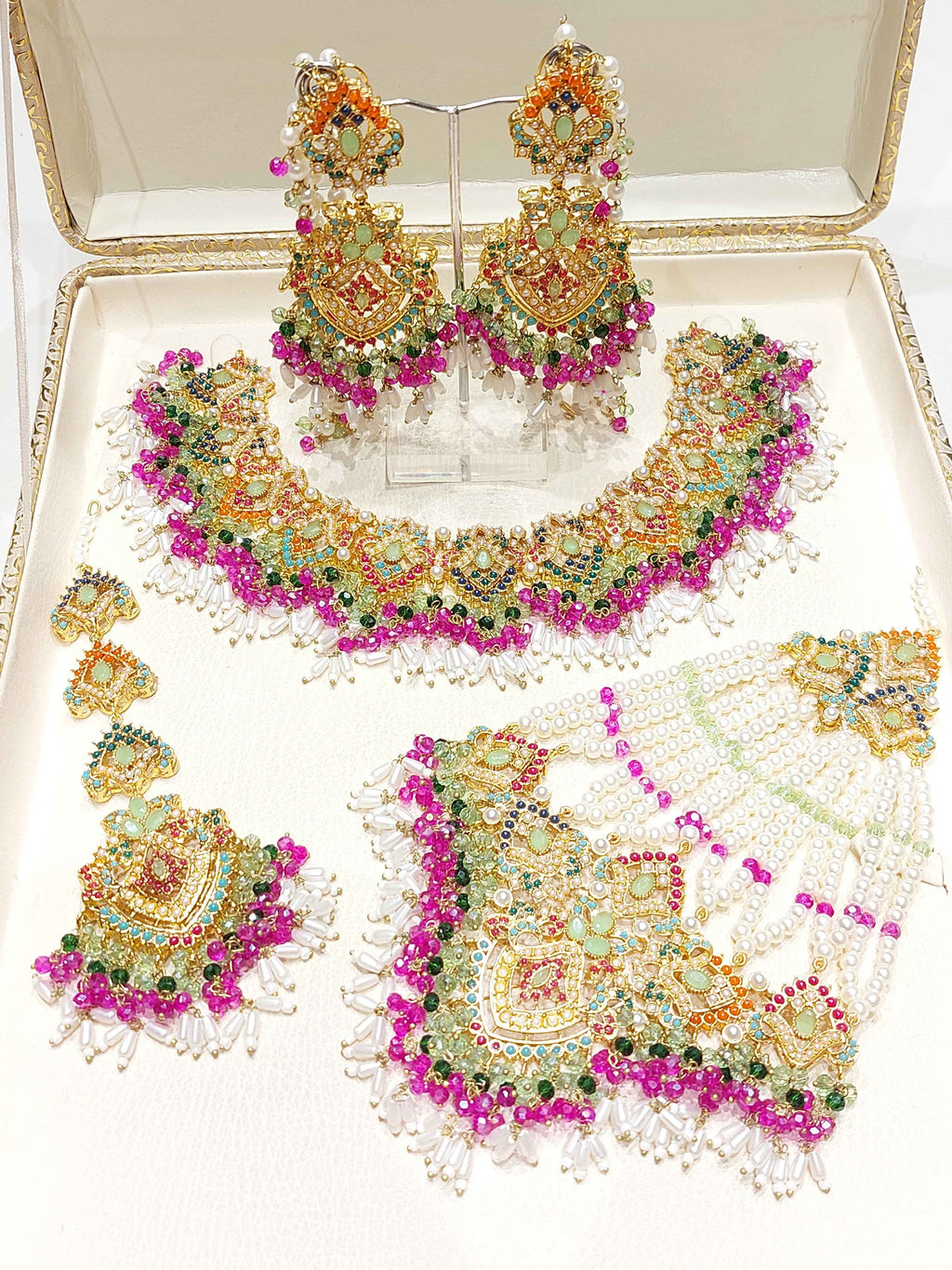 Navrattan Bridal Set