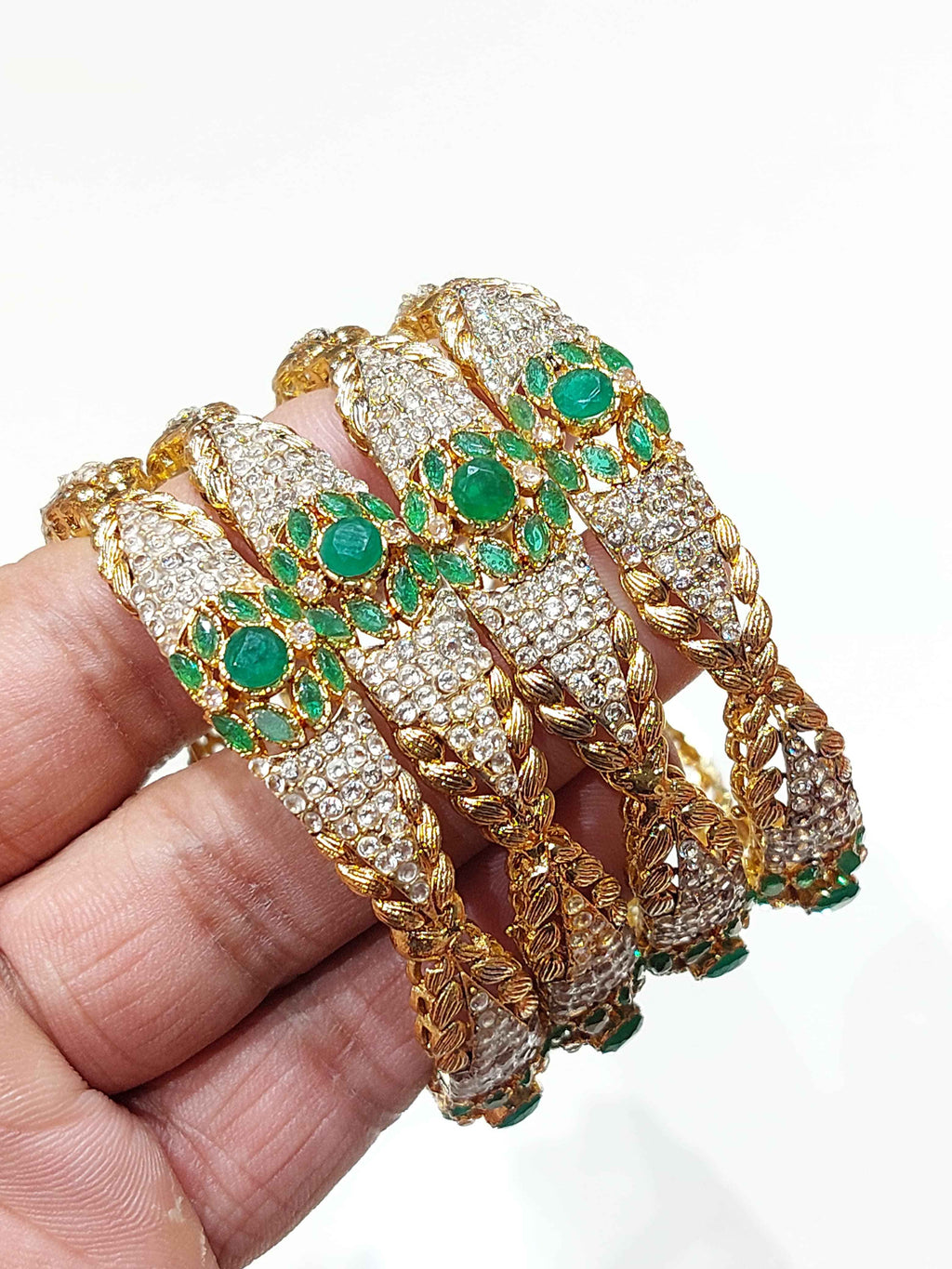 Luxe Radiant Zirkon 4-Piece Bangle Set