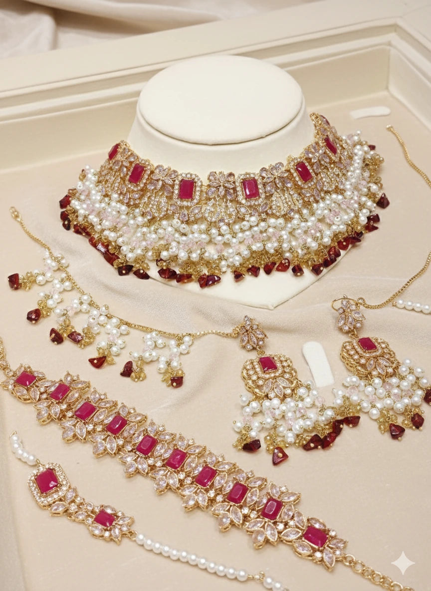 Majestic Elegance Jewelry Set